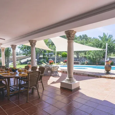 Tranquil Mansion In With Swimming Pool Santa Eulária des Riu