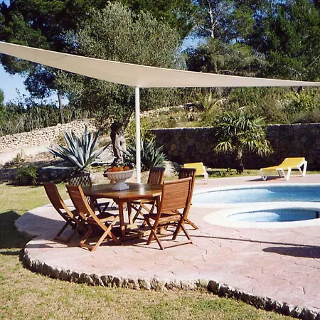 Casa de Férias Tranquil Mansion In With Swimming Pool *
