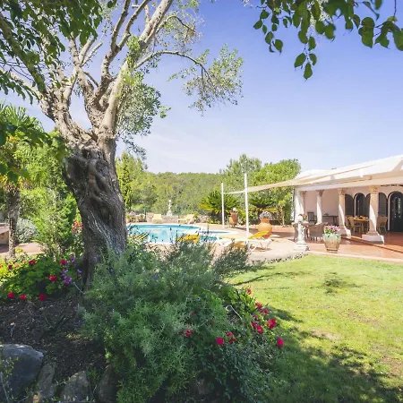 Tranquil Mansion In With Swimming Pool Santa Eulária des Riu