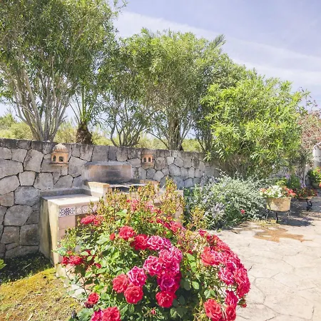 Tranquil Mansion In With Swimming Pool Hébergement de vacances *