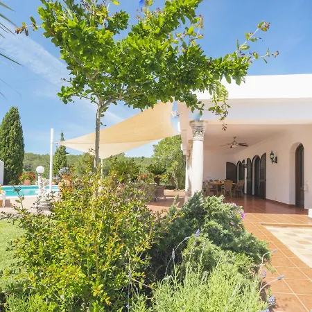Tranquil Mansion In With Swimming Pool Santa Eulària des Riu